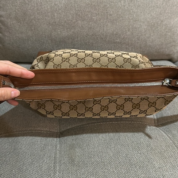 GUCCI crossbody bag - Picture 11 of 17